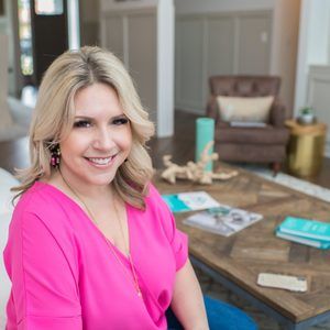 Meet your Posher, Nikki-lyn